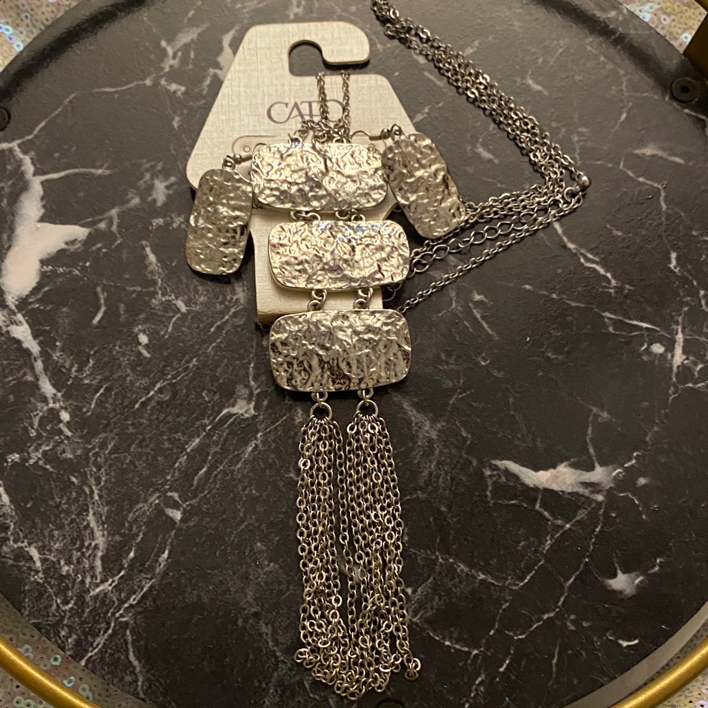 Cato Set Earrings And Necklace Hammered Silver Necklace With Fringe 15$